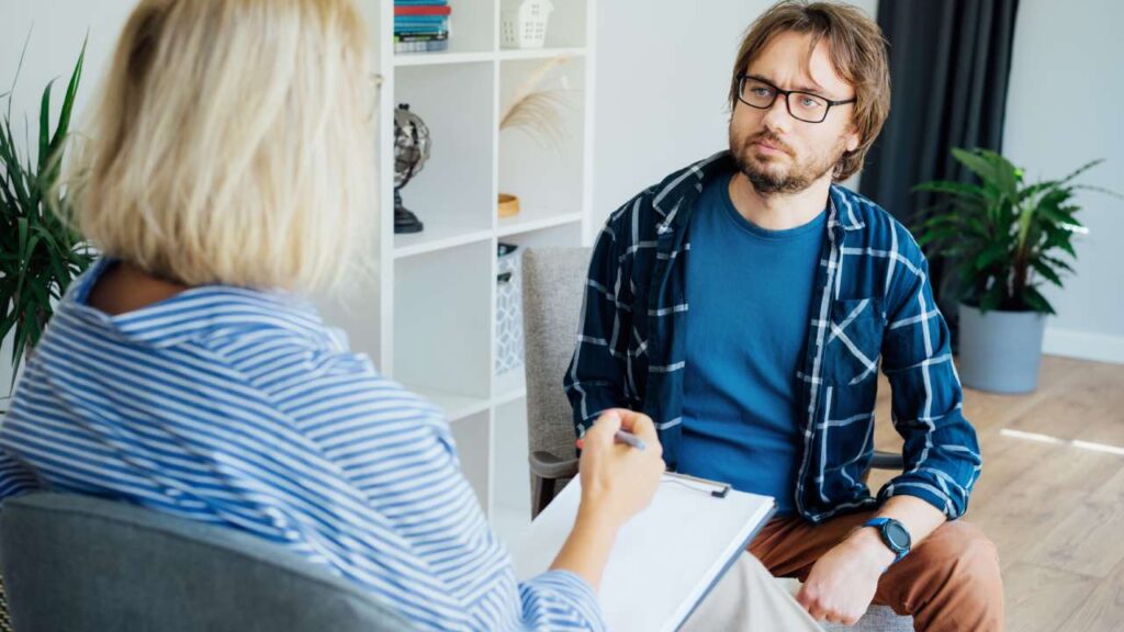 Clear Guide to Cannabis Psychosis Symptoms for Families