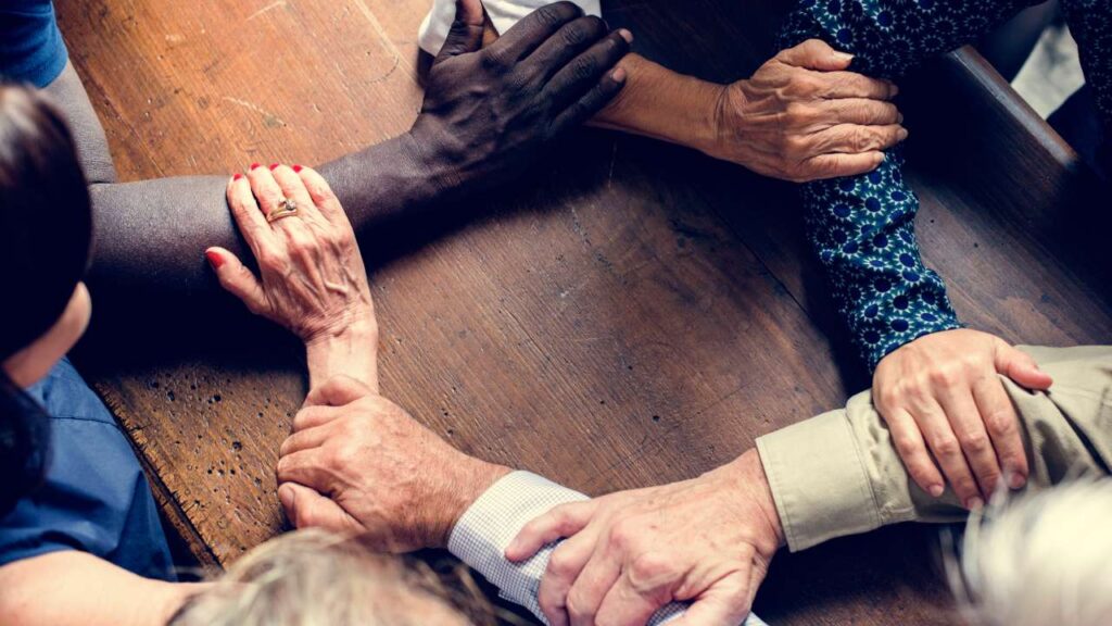 Your Guide to What Making Amends Mean in Recovery